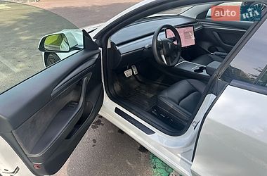 Седан Tesla Model 3 2021 в Могилев-Подольске