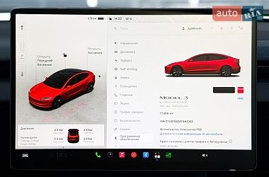 Седан Tesla Model 3 2024 в Киеве