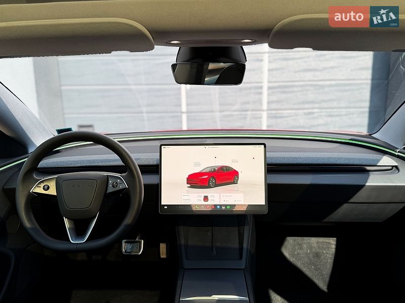 Седан Tesla Model 3 2024 в Киеве