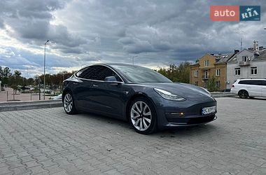 Седан Tesla Model 3 2019 в Львове