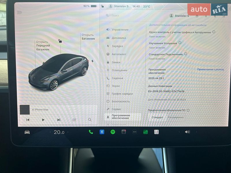 Седан Tesla Model 3 2019 в Львове