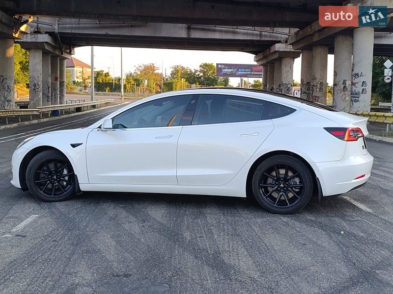 Седан Tesla Model 3 2019 в Одессе фото 7 Седан Tesla Model 3 2019 в Одессе