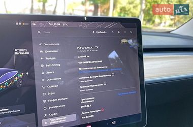 Седан Tesla Model 3 2018 в Каменском