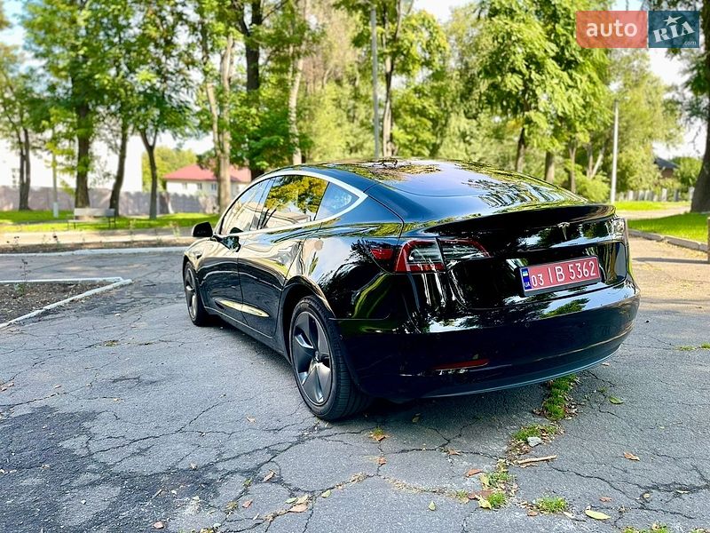 Седан Tesla Model 3 2018 в Каменском