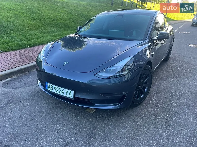 Tesla Model 3