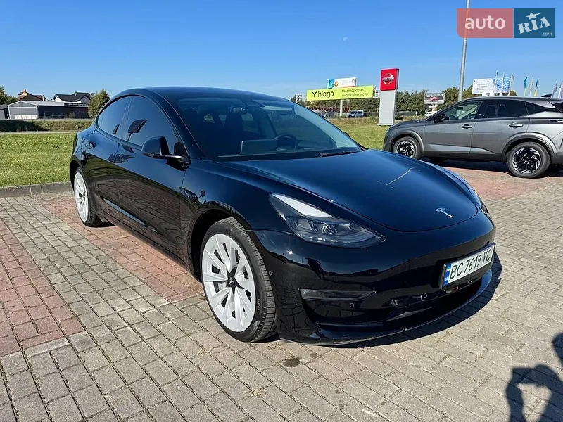 Tesla Model 3