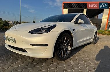 Седан Tesla Model 3 2022 в Харкові