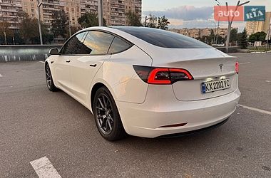 Седан Tesla Model 3 2022 в Харкові