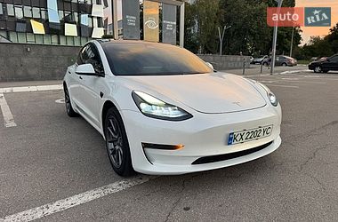 Седан Tesla Model 3 2022 в Харкові