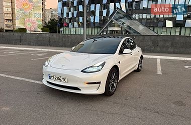 Седан Tesla Model 3 2022 в Харкові