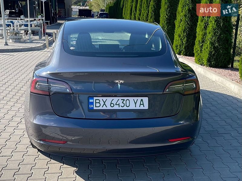 Седан Tesla Model 3 2019 в Хмельницком