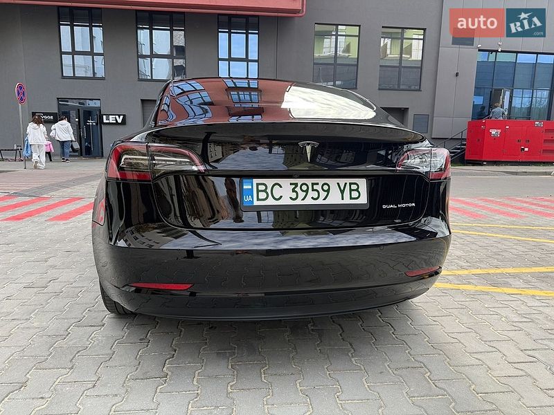 Седан Tesla Model 3 2022 в Львові фото 5 Седан Tesla Model 3 2022 в Львові
