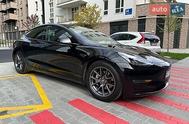 Седан Tesla Model 3 2022 в Львові фото 8 Седан Tesla Model 3 2022 в Львові