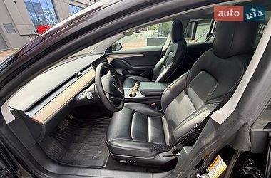Седан Tesla Model 3 2022 в Львові фото 19 Седан Tesla Model 3 2022 в Львові
