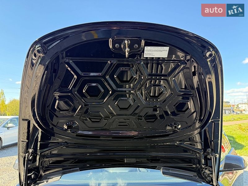 Седан Tesla Model 3 2022 в Львові фото 28 Седан Tesla Model 3 2022 в Львові