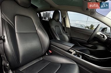 Седан Tesla Model 3 2019 в Белогородке