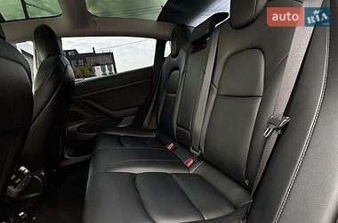 Седан Tesla Model 3 2019 в Белогородке