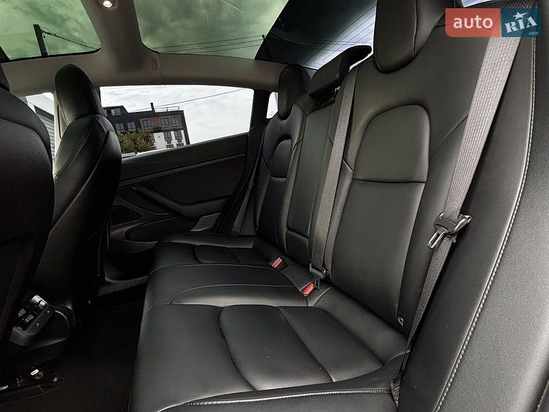 Седан Tesla Model 3 2019 в Белогородке