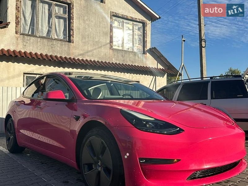 Седан Tesla Model 3 2023 в Монастыриске фото Седан Tesla Model 3 2023 в Монастыриске