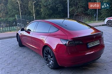 Седан Tesla Model 3 2022 в Тернополі