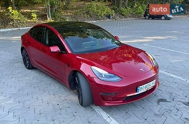 Седан Tesla Model 3 2022 в Тернополі