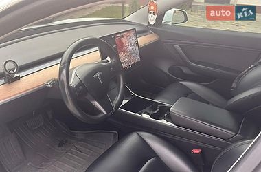 Седан Tesla Model 3 2018 в Борисполі