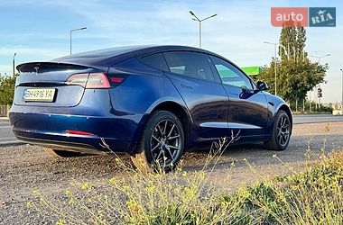 Седан Tesla Model 3 2021 в Одессе