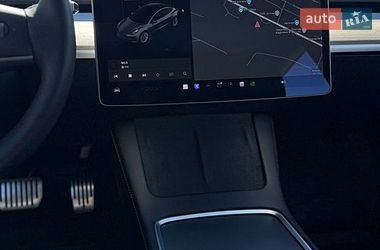 Седан Tesla Model 3 2021 в Виннице