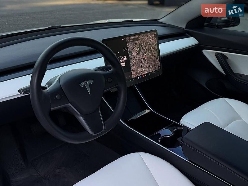 Седан Tesla Model 3 2020 в Львове фото 9 Седан Tesla Model 3 2020 в Львове