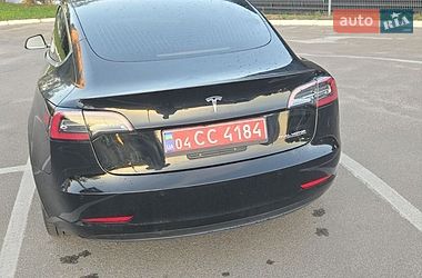 Седан Tesla Model 3 2020 в Львові