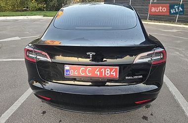 Седан Tesla Model 3 2020 в Львові