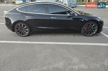 Седан Tesla Model 3 2020 в Львове