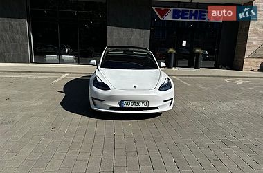 Седан Tesla Model 3 2021 в Ужгороде
