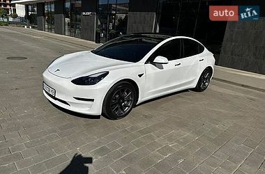 Седан Tesla Model 3 2021 в Ужгороді фото 2 Седан Tesla Model 3 2021 в Ужгороді