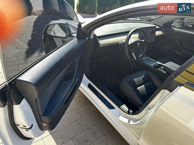 Седан Tesla Model 3 2021 в Ужгороді фото 4 Седан Tesla Model 3 2021 в Ужгороді