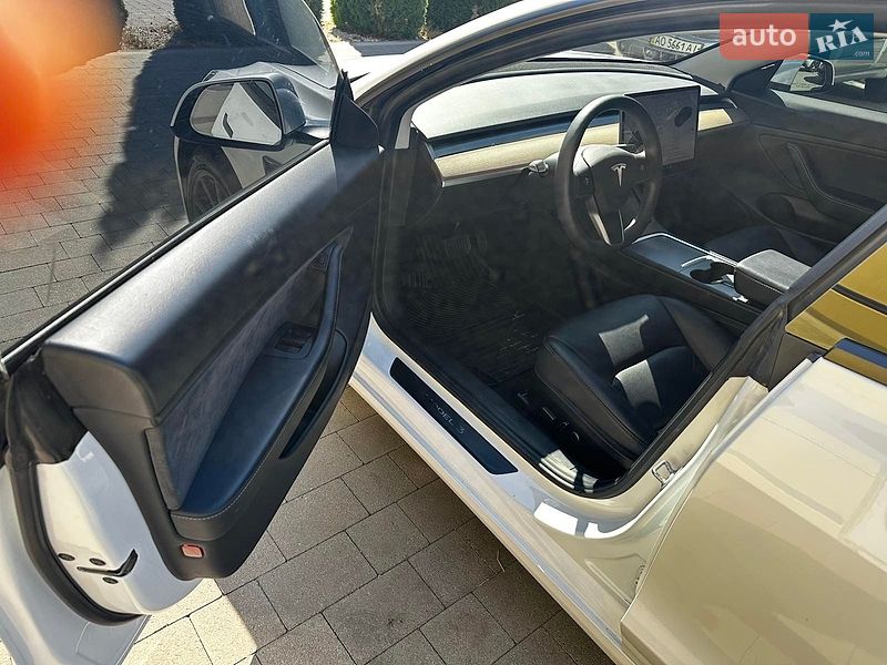 Седан Tesla Model 3 2021 в Ужгороді фото 9 Седан Tesla Model 3 2021 в Ужгороді