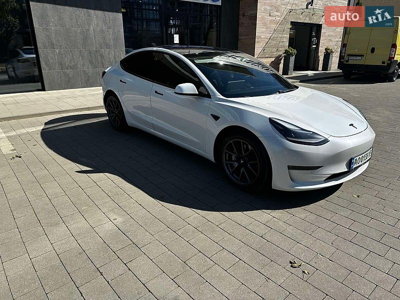 Седан Tesla Model 3 2021 в Ужгороді фото 8 Седан Tesla Model 3 2021 в Ужгороді