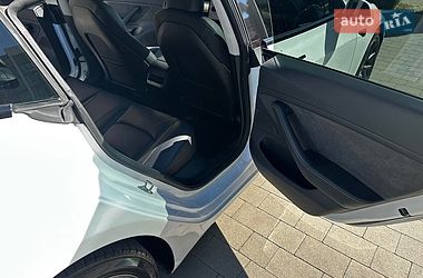 Седан Tesla Model 3 2021 в Ужгороді фото 10 Седан Tesla Model 3 2021 в Ужгороді
