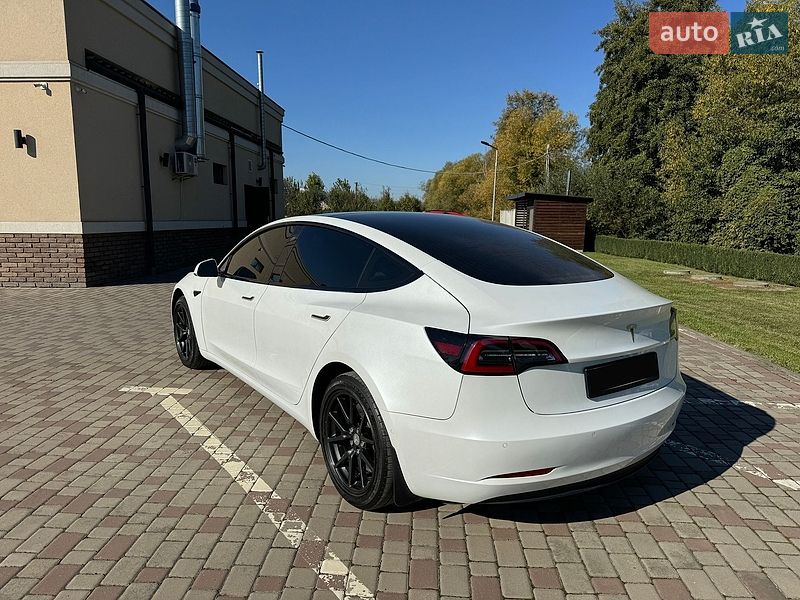Седан Tesla Model 3 2019 в Черновцах фото 12 Седан Tesla Model 3 2019 в Черновцах