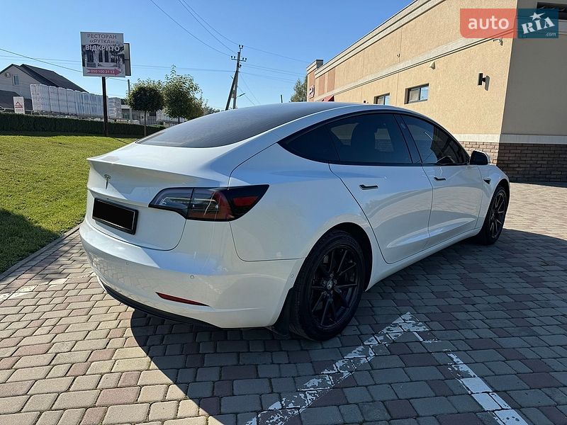 Седан Tesla Model 3 2019 в Черновцах фото 15 Седан Tesla Model 3 2019 в Черновцах