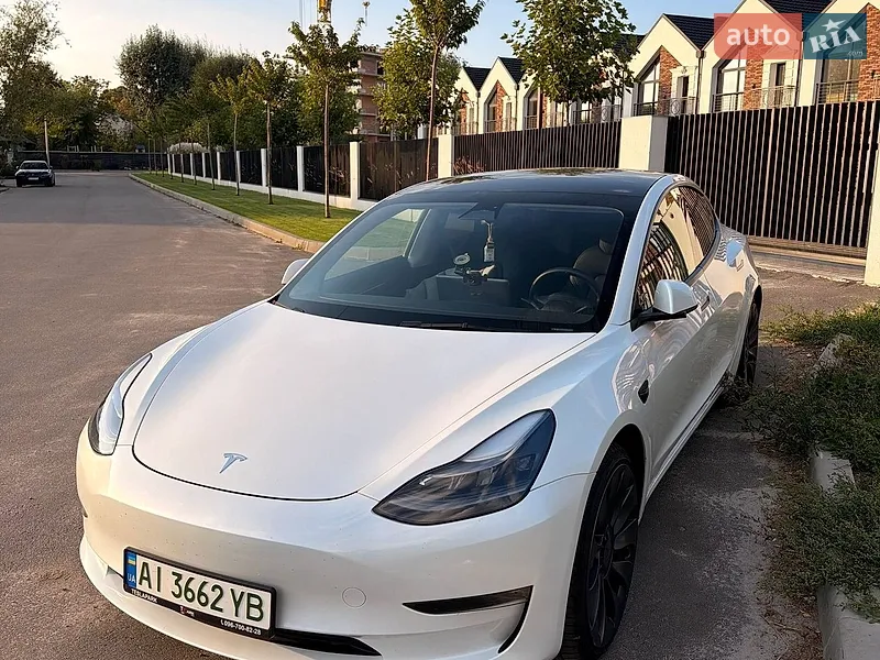 Tesla Model 3