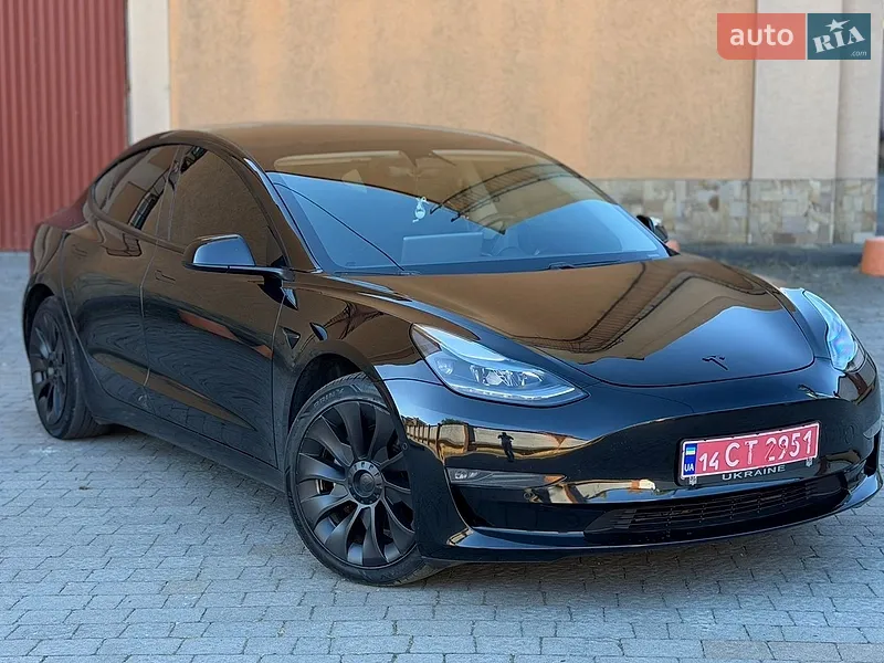Tesla Model 3 2021