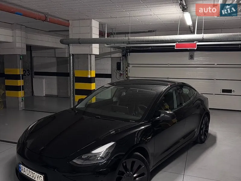 Tesla Model 3 2021