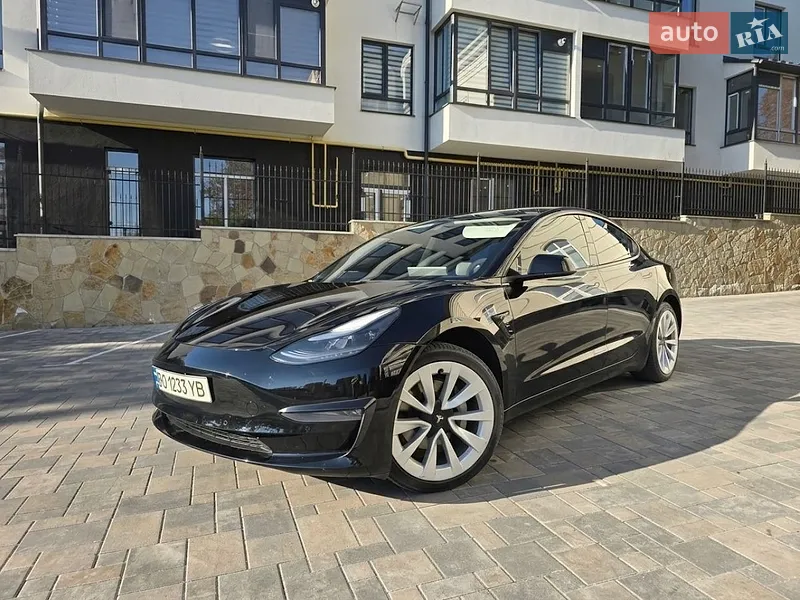 Tesla Model 3