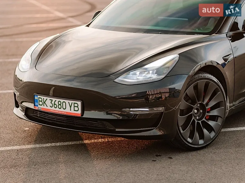 Tesla Model 3