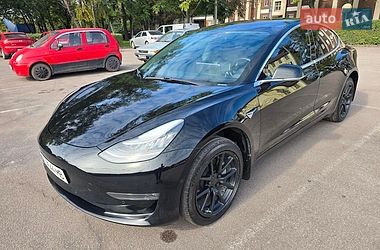 Седан Tesla Model 3 2019 в Каменском
