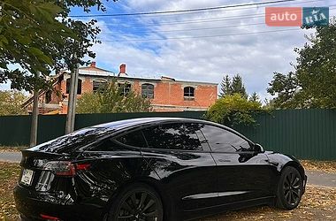 Седан Tesla Model 3 2018 в Сумах