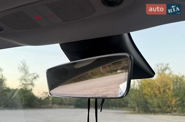 Седан Tesla Model 3 2019 в Трускавце