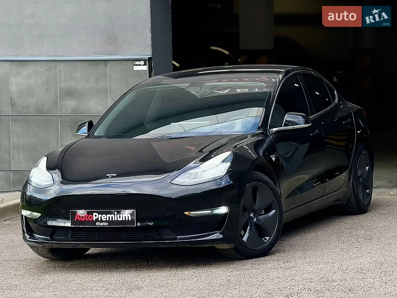 Tesla Model 3 2019