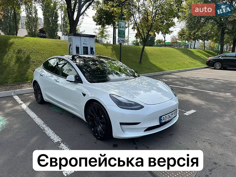 Tesla Model 3 2021
